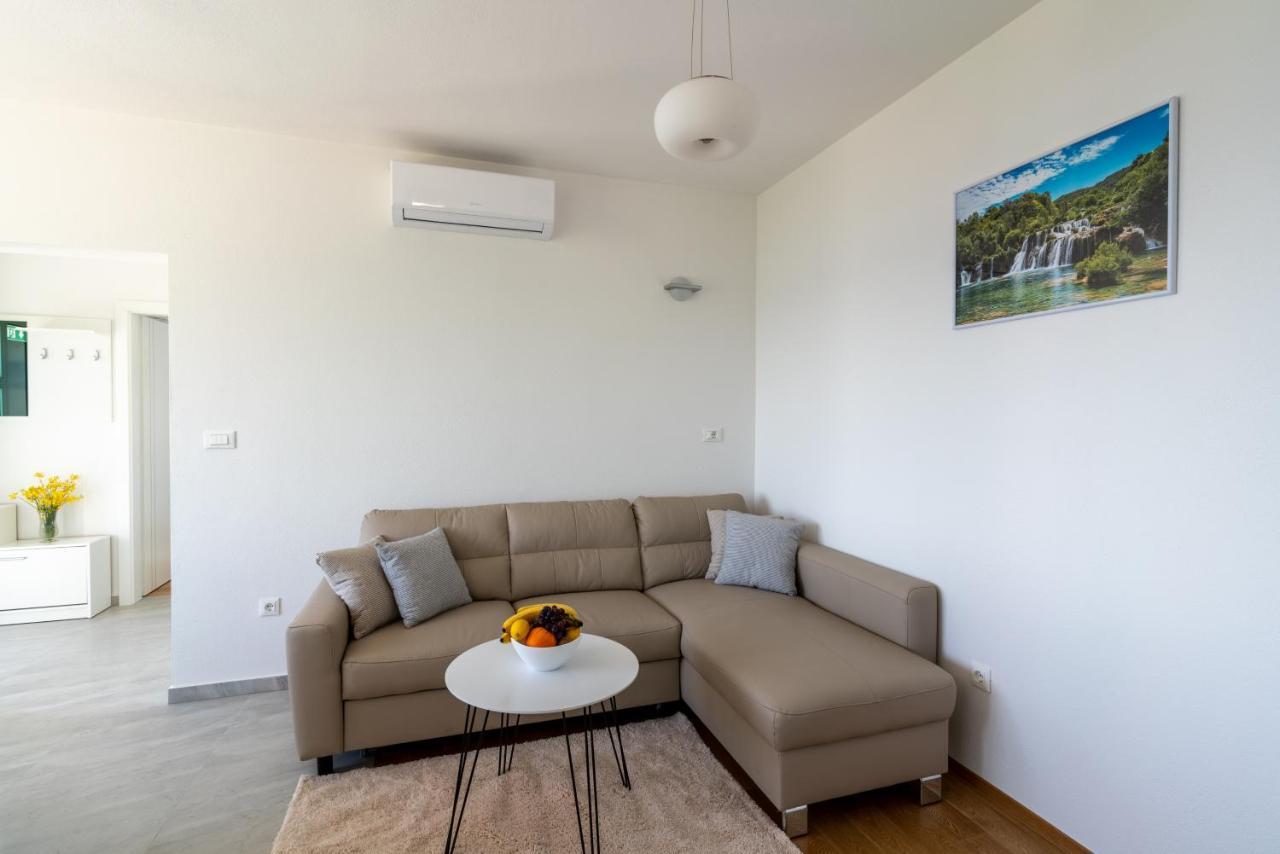 Private Villa Golden Hour With A View Of Split Area Kaštel Sućurac Exterior foto