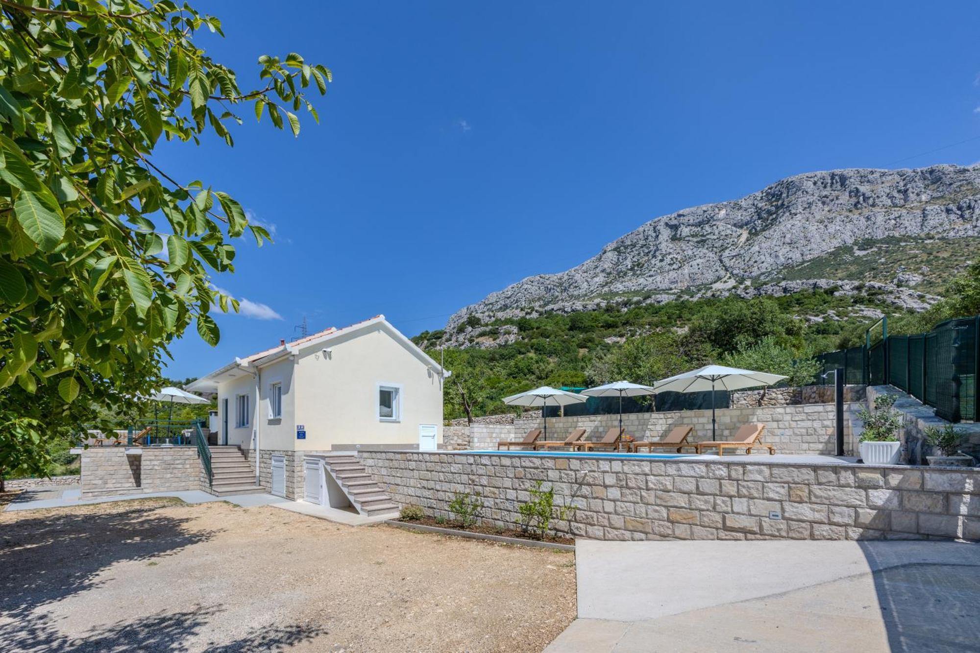 Private Villa Golden Hour With A View Of Split Area Kaštel Sućurac Exterior foto
