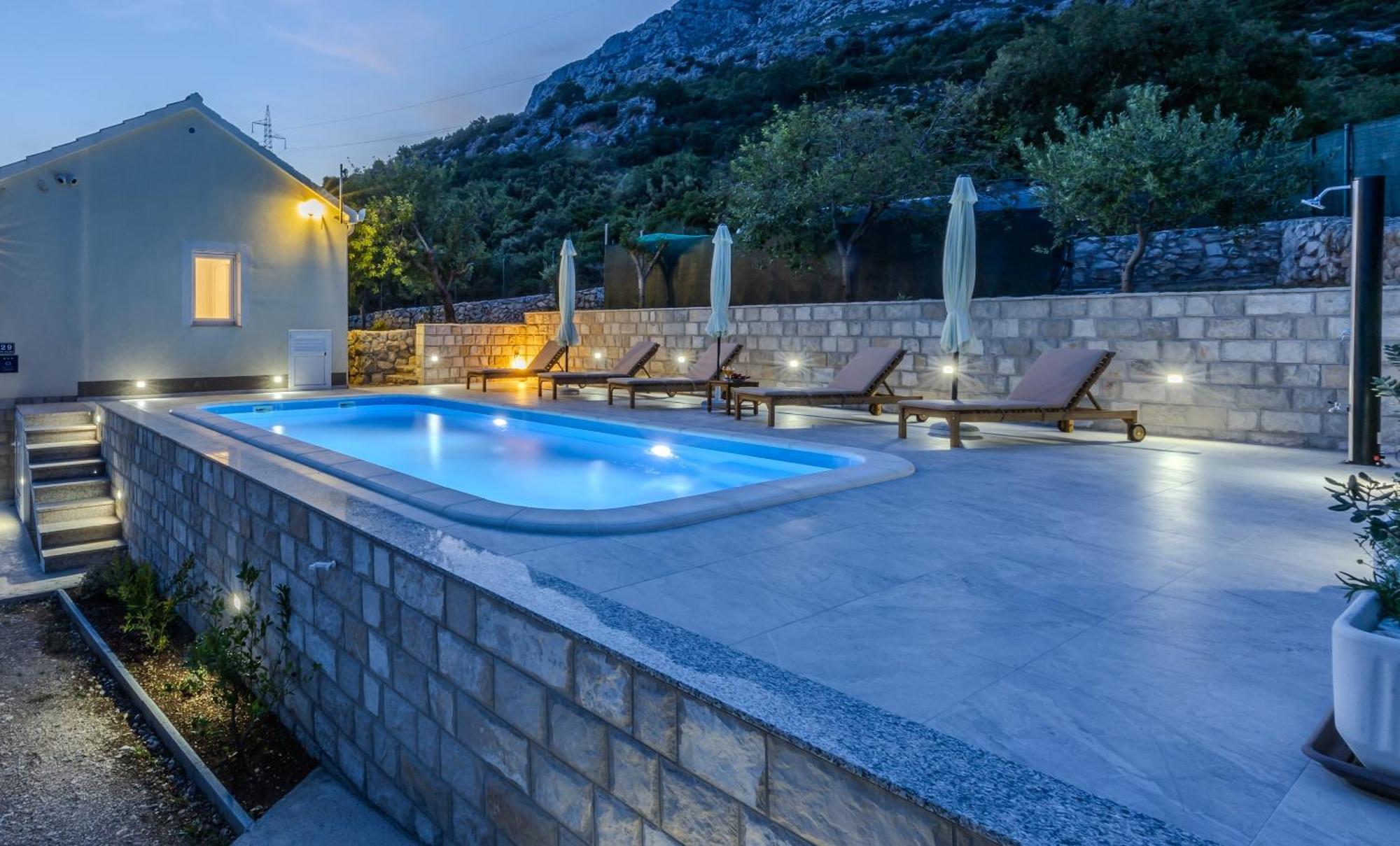 Private Villa Golden Hour With A View Of Split Area Kaštel Sućurac Exterior foto